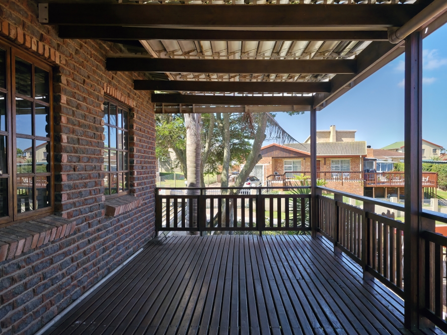 4 Bedroom Property for Sale in Noorsekloof Eastern Cape